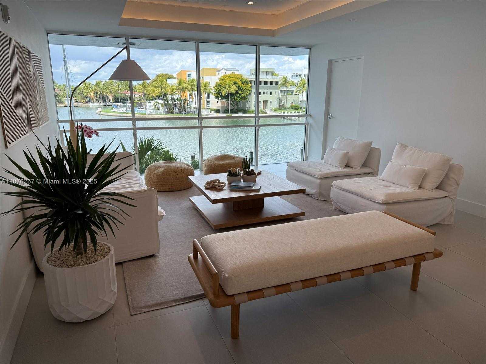 Small Image of 5900 COLLINS AVE #705, Miami Beach Number 29