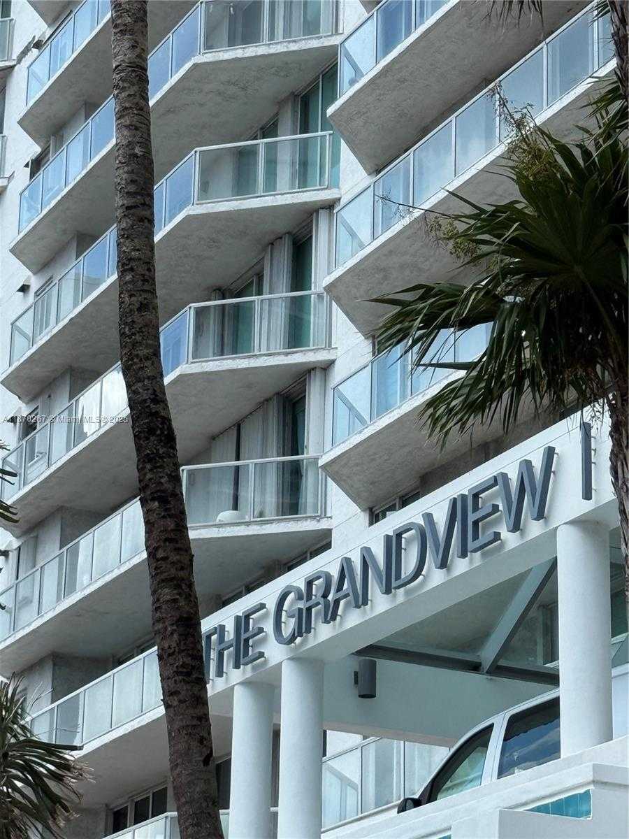 Small Image of 5900 COLLINS AVE #705, Miami Beach Number 35