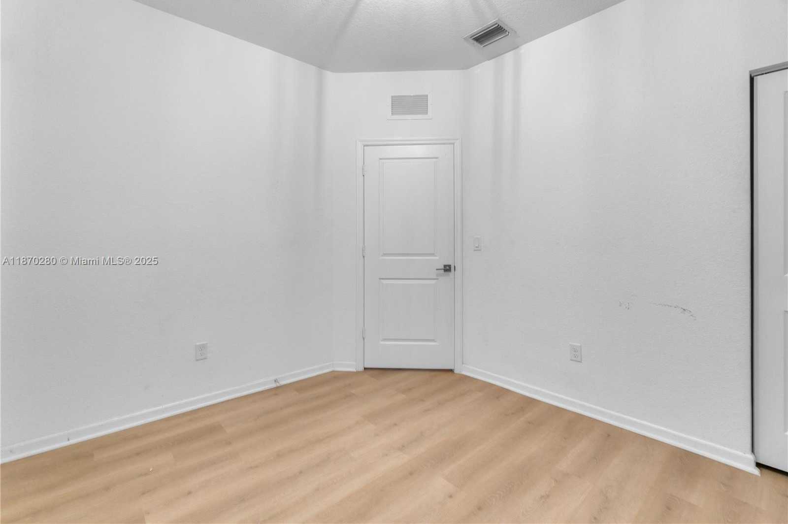 Small Image of 3529 NORTH WEST 29TH PL, Lauderdale Lakes Number 20