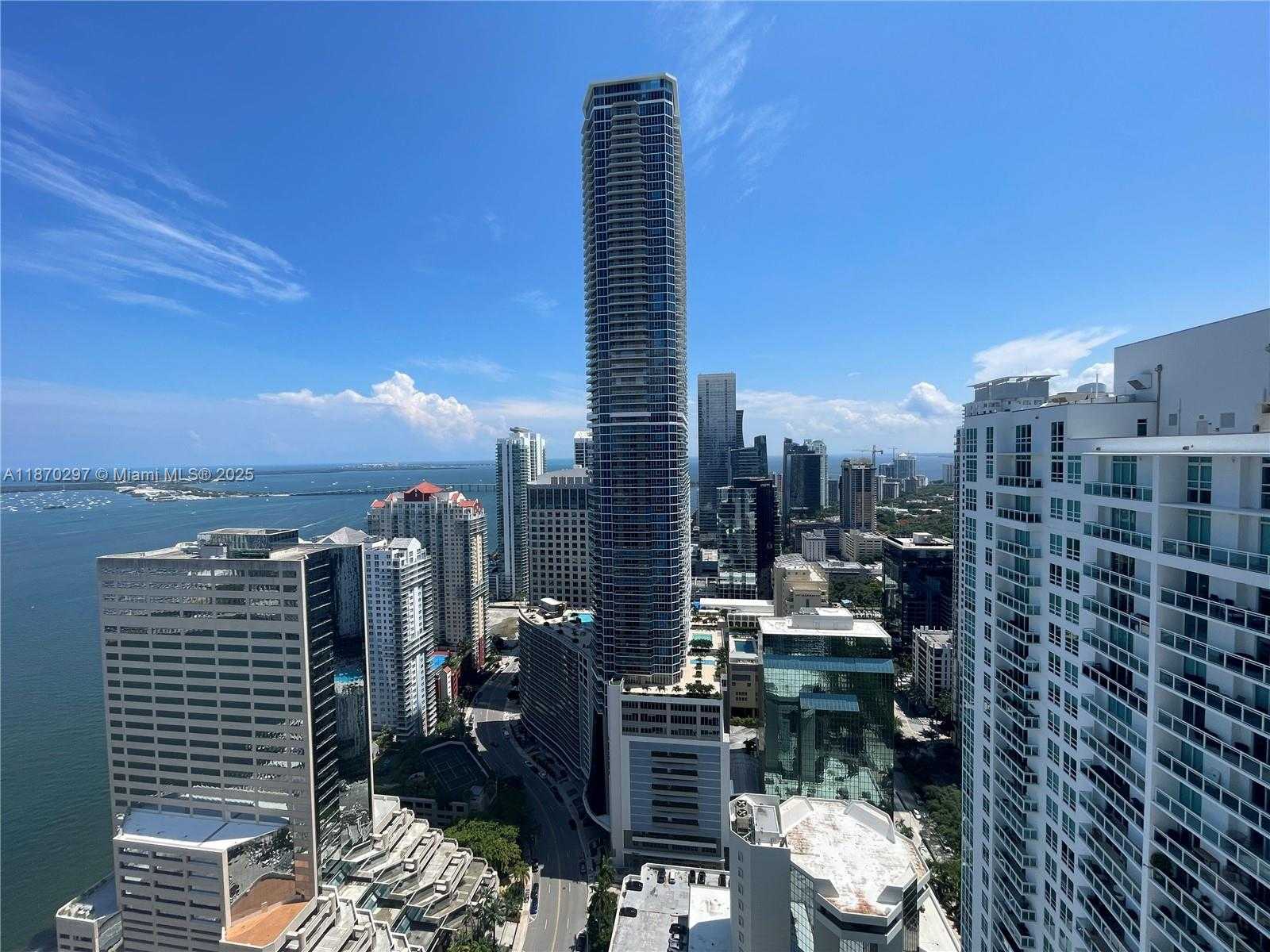 Small Image of 950 BRICKELL BAY DR #4407, Miami Number 22