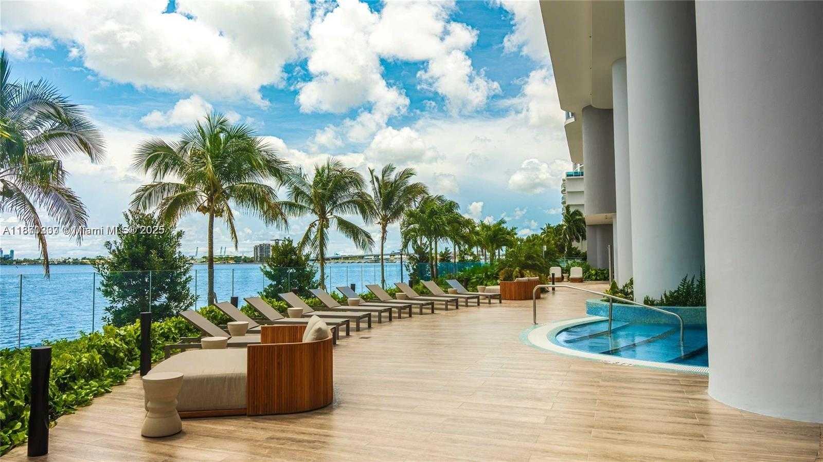 Small Image of 700 NORTH EAST 24 ST #4704, Miami Number 12