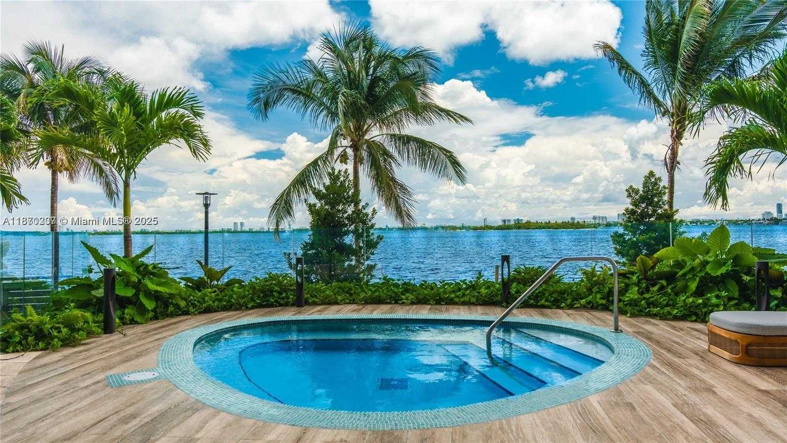 Small Image of 700 NORTH EAST 24 ST #4704, Miami Number 13