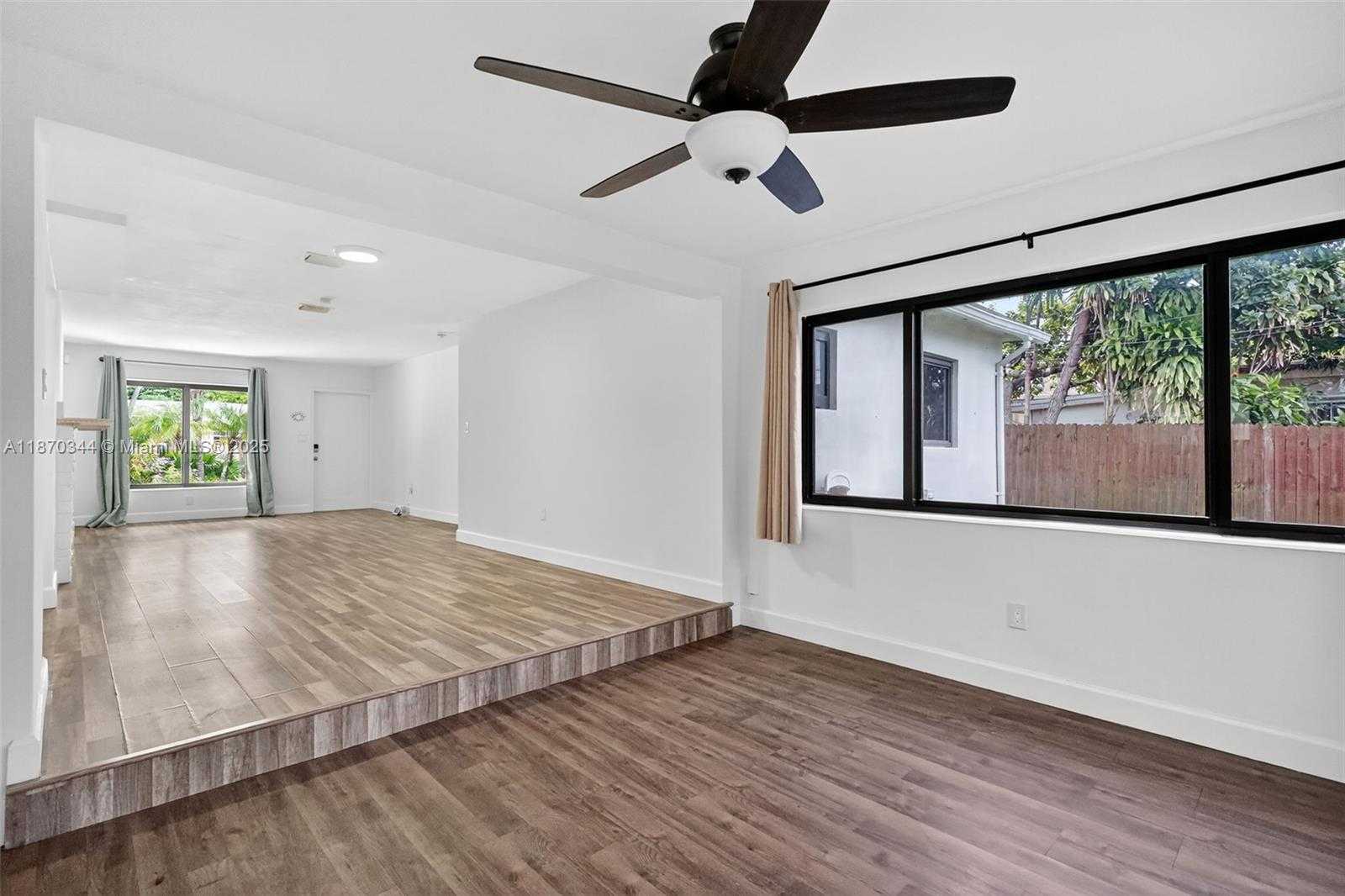 Small Image of 606 NORTH 28TH AVE, Hollywood Number 15