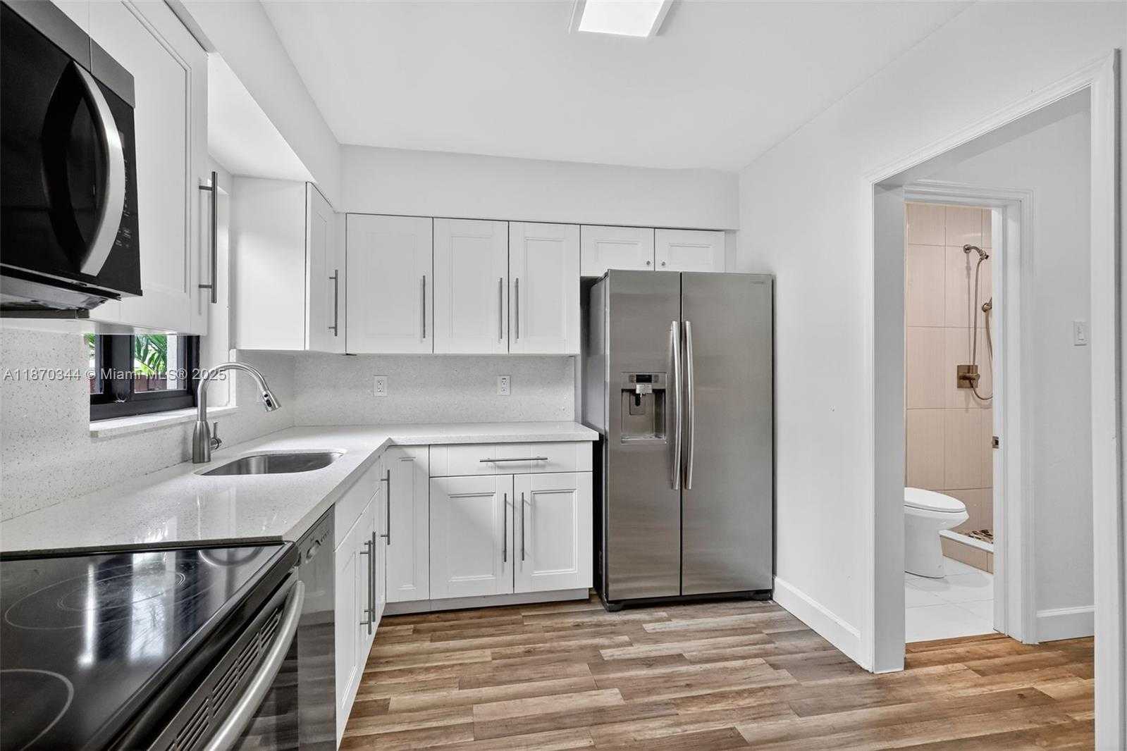 Small Image of 606 NORTH 28TH AVE, Hollywood Number 23