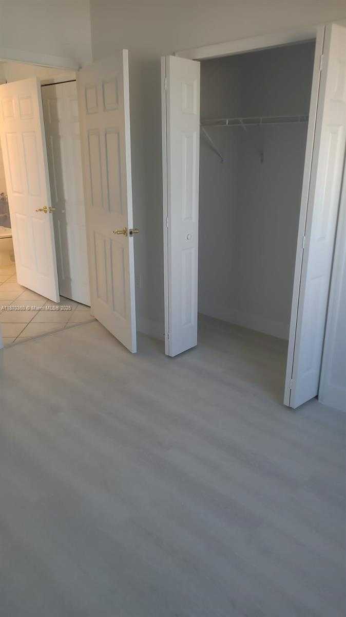 Small Image of 3500 CORAL WAY #1414, Miami Number 13