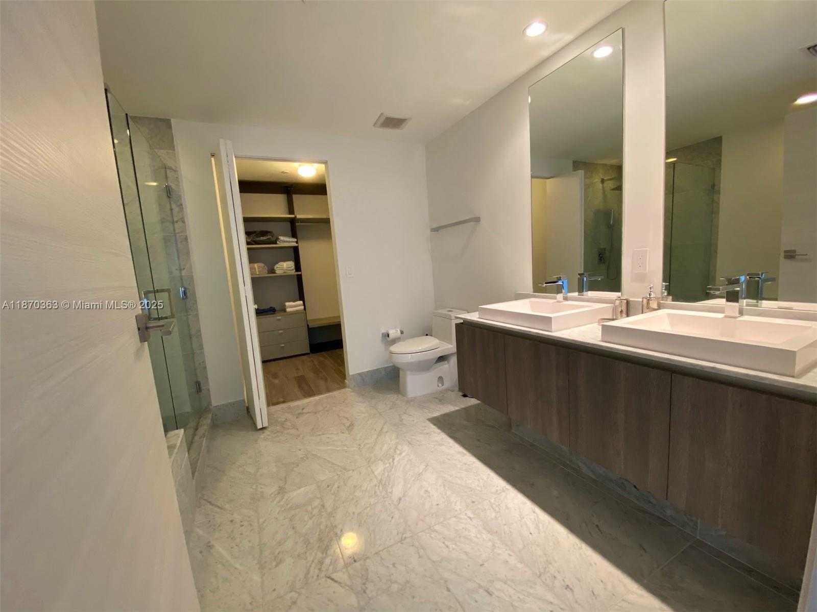 Small Image of 801 SOUTH MIAMI AVE #2008, Miami Number 23