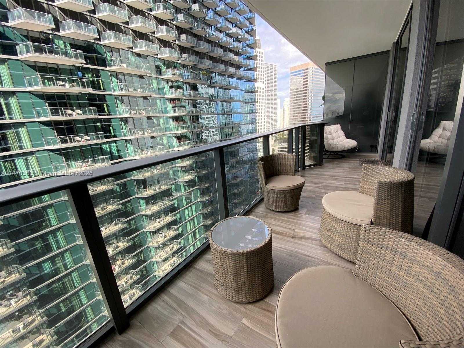 Small Image of 801 SOUTH MIAMI AVE #2008, Miami Number 30