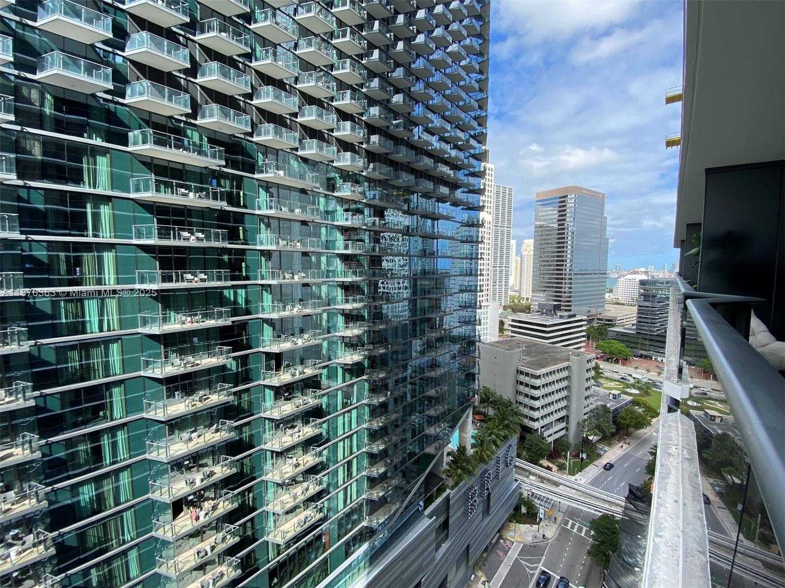 Small Image of 801 SOUTH MIAMI AVE #2008, Miami Number 32