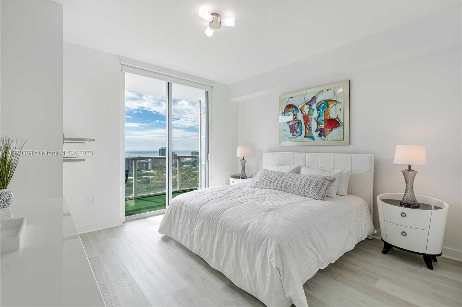 Small Image of 79 SOUTH WEST 12TH ST #3704, Miami Number 13