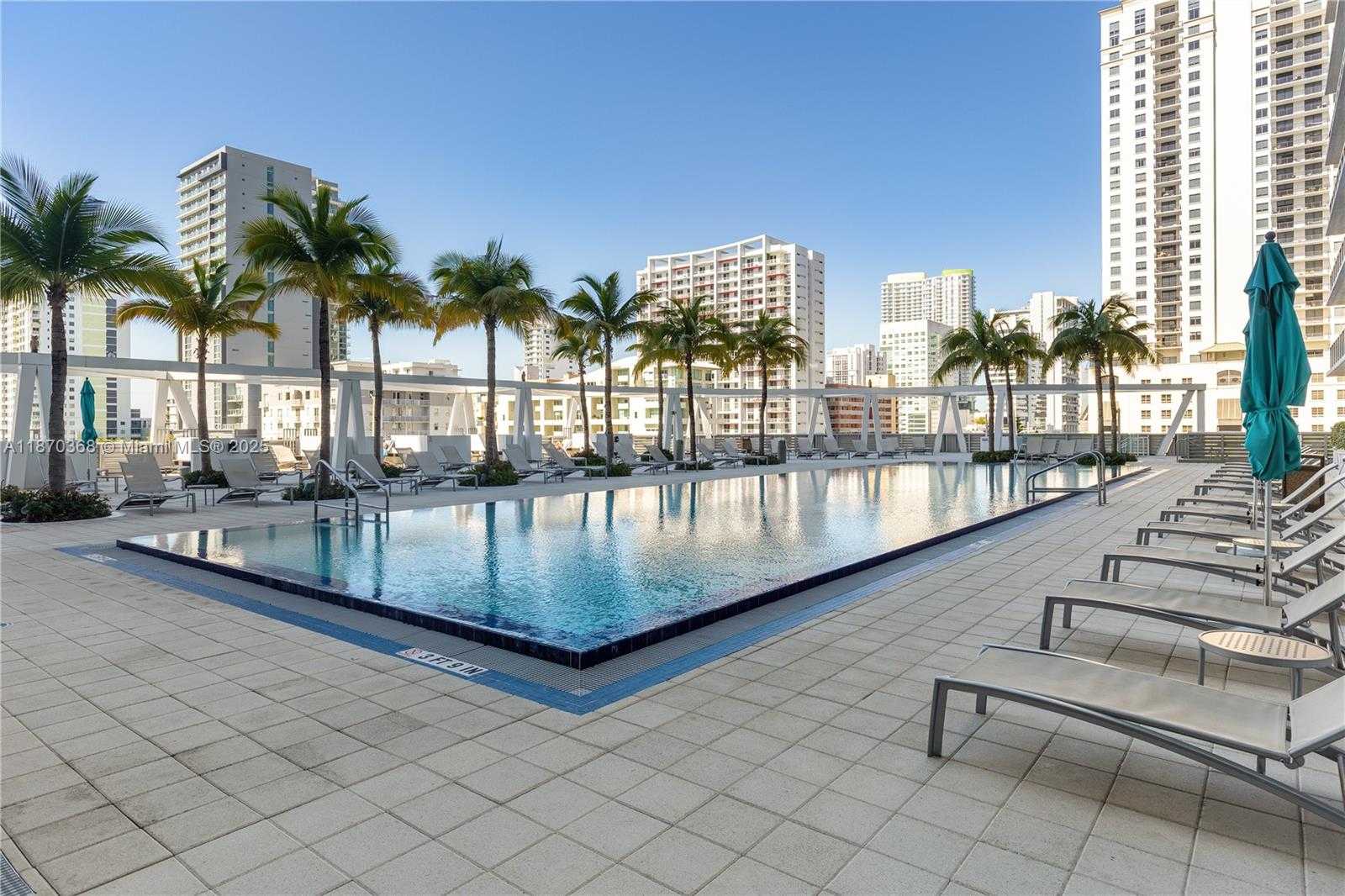 Small Image of 79 SOUTH WEST 12TH ST #3704, Miami Number 33