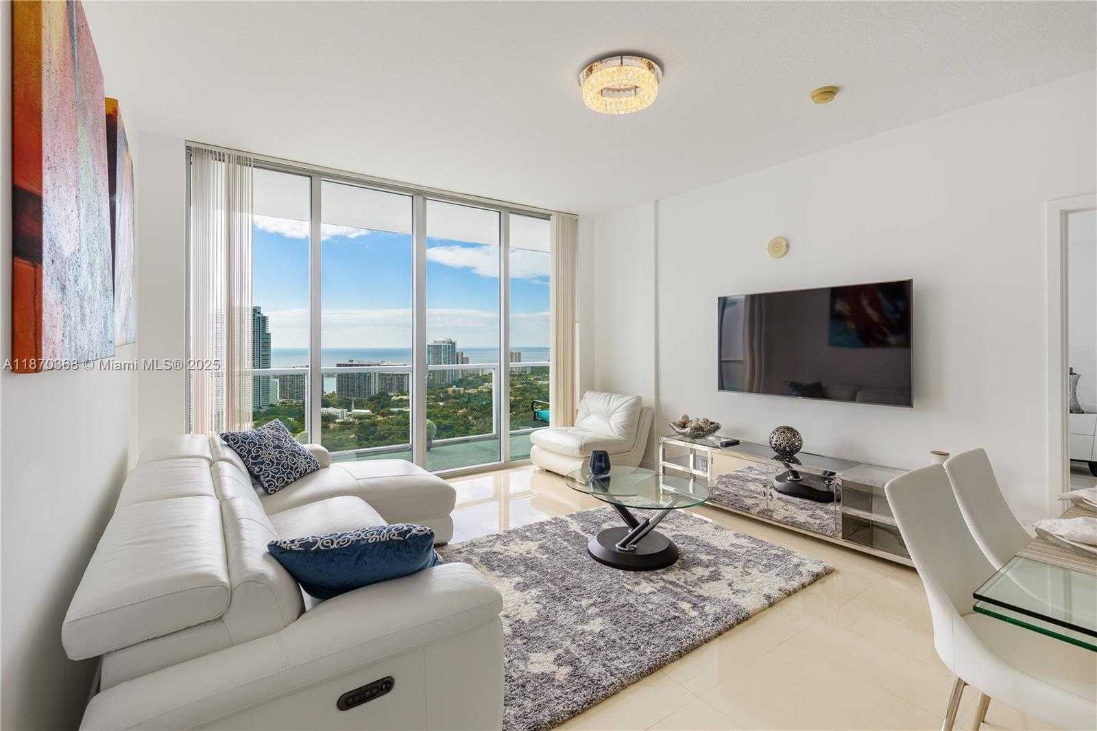 Small Image of 79 SOUTH WEST 12TH ST #3704, Miami Number 4