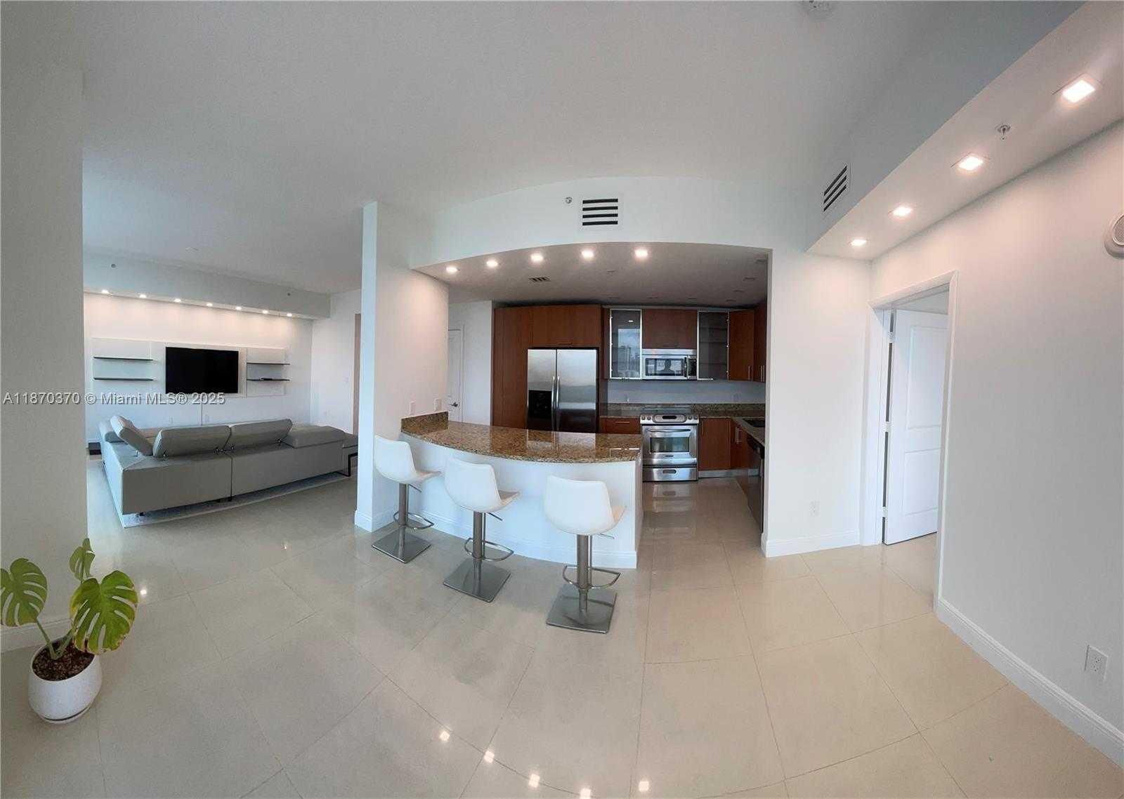 Small Image of 1945 SOUTH OCEAN DR #1912, Hallandale Beach Number 4