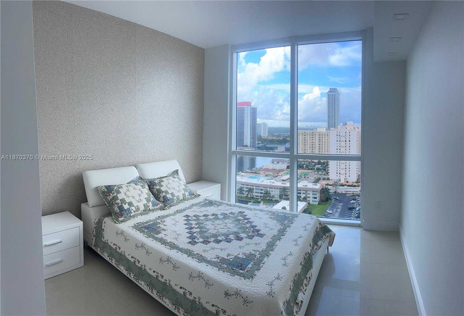 Small Image of 1945 SOUTH OCEAN DR #1912, Hallandale Beach Number 6