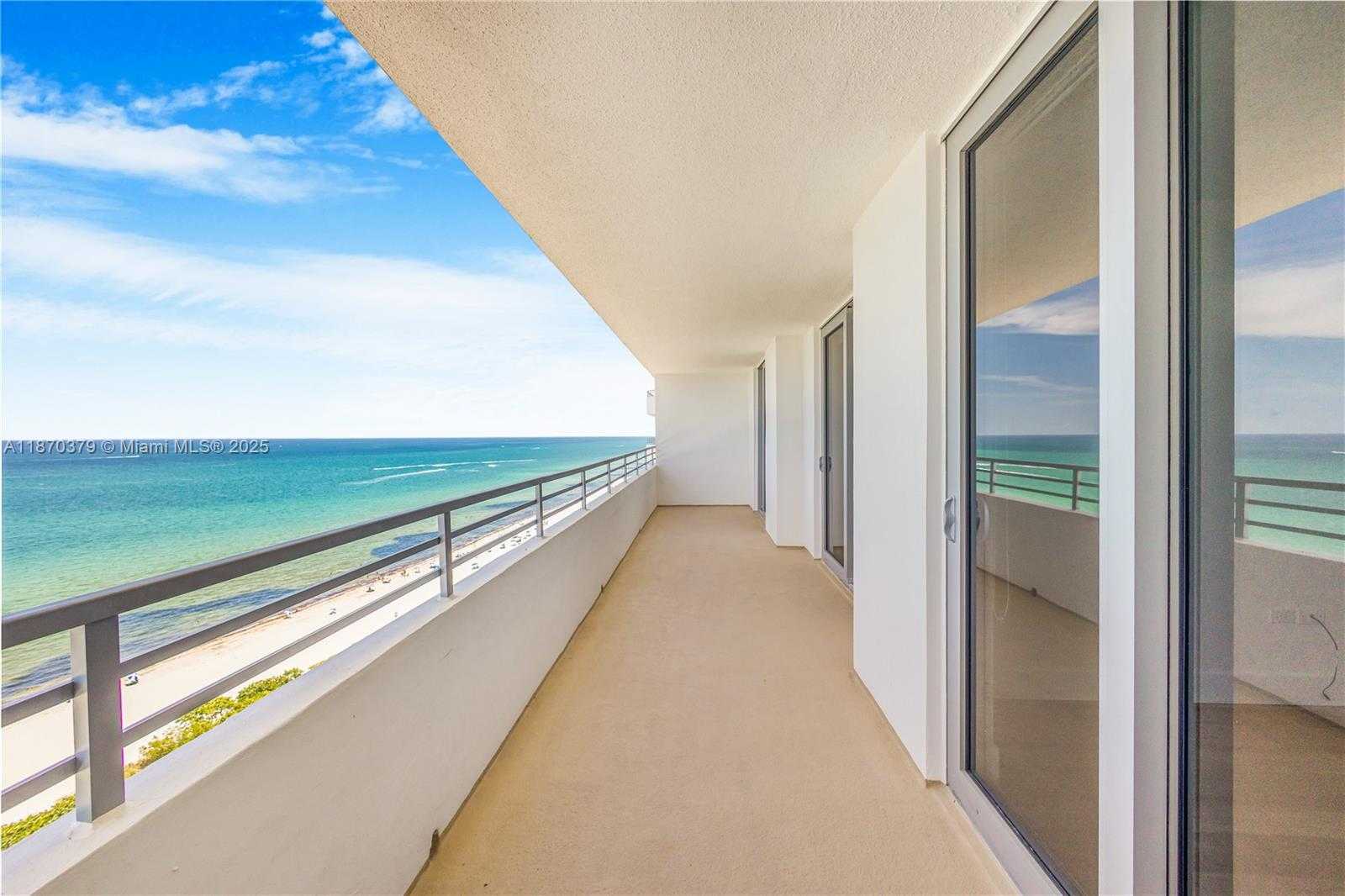 Small Image of 5555 COLLINS AVE #16K, Miami Beach Number 2