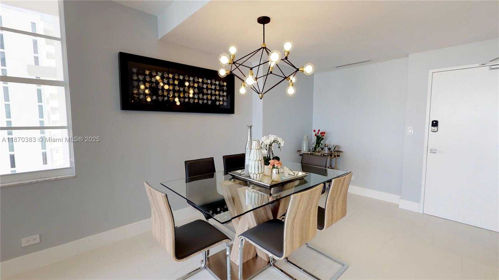 Small Image of 5601 COLLINS AVE #1225, Miami Beach Number 17