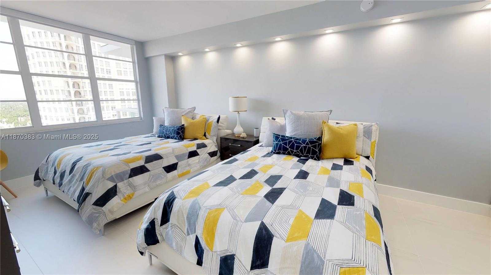 Small Image of 5601 COLLINS AVE #1225, Miami Beach Number 23