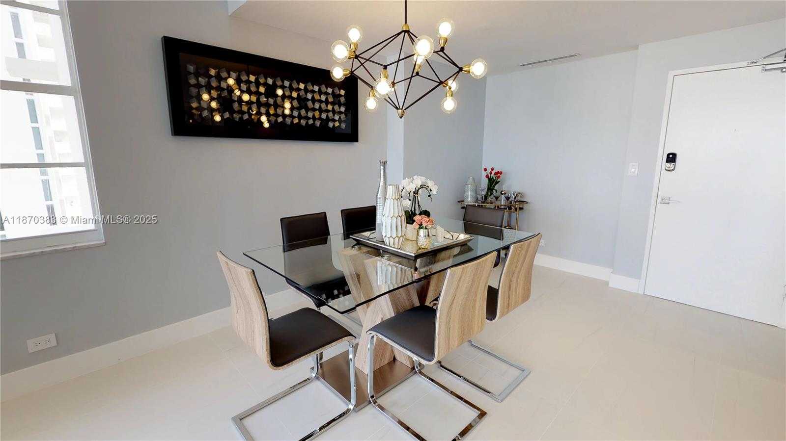 Small Image of 5601 COLLINS AVE #1225, Miami Beach Number 57