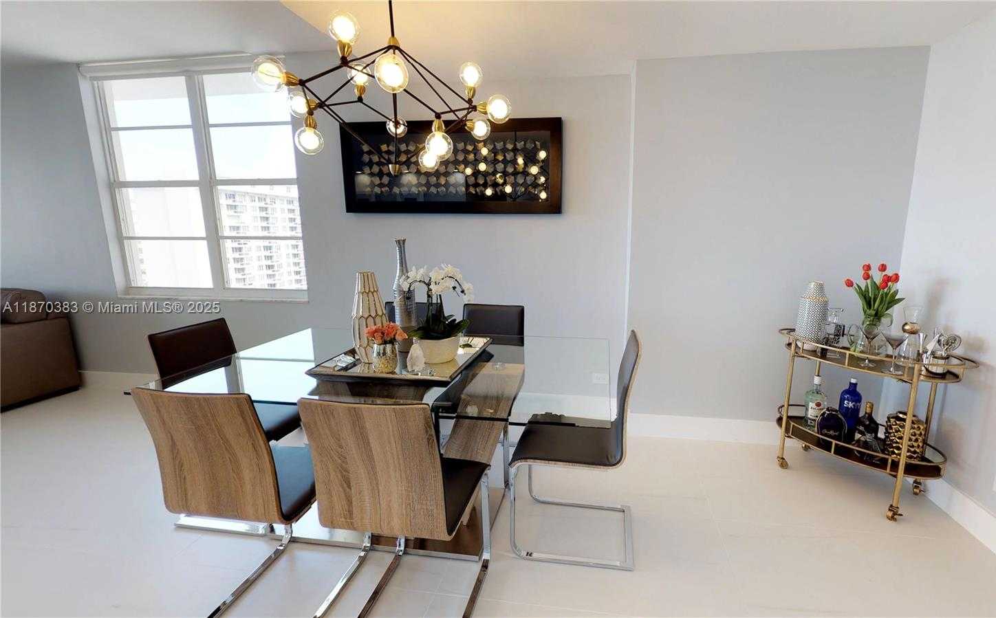 Small Image of 5601 COLLINS AVE #1225, Miami Beach Number 9