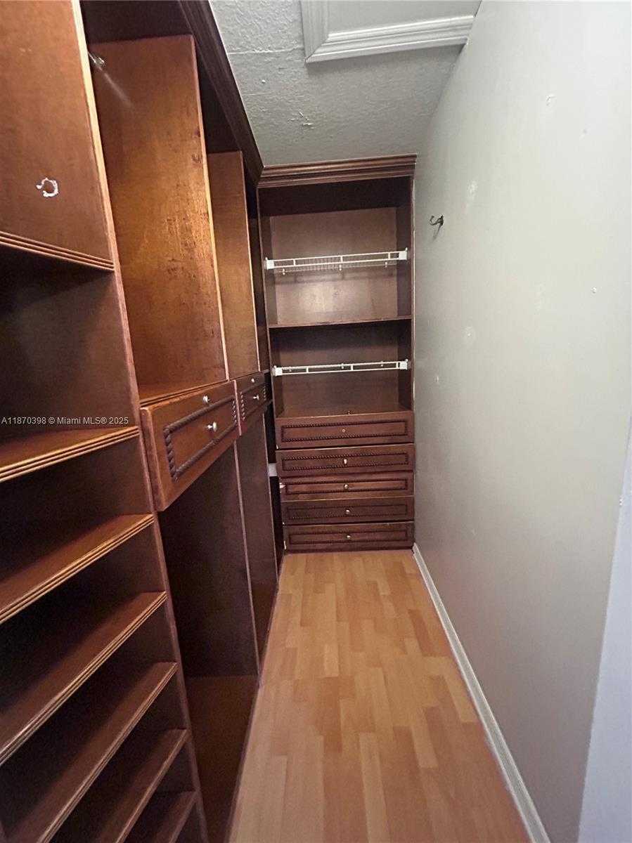 Small Image of 6528 SOUTH WEST 158TH PASSAGE, Miami Number 15