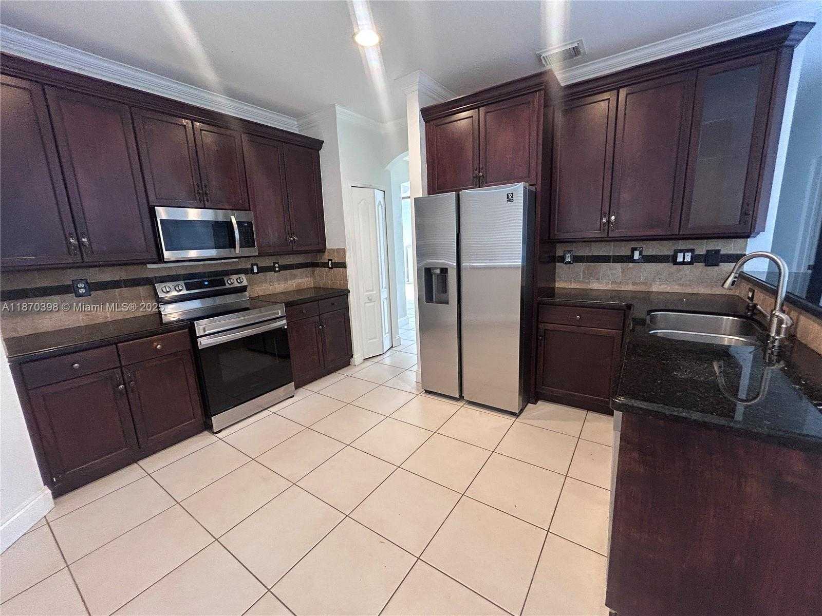Small Image of 6528 SOUTH WEST 158TH PASSAGE, Miami Number 2