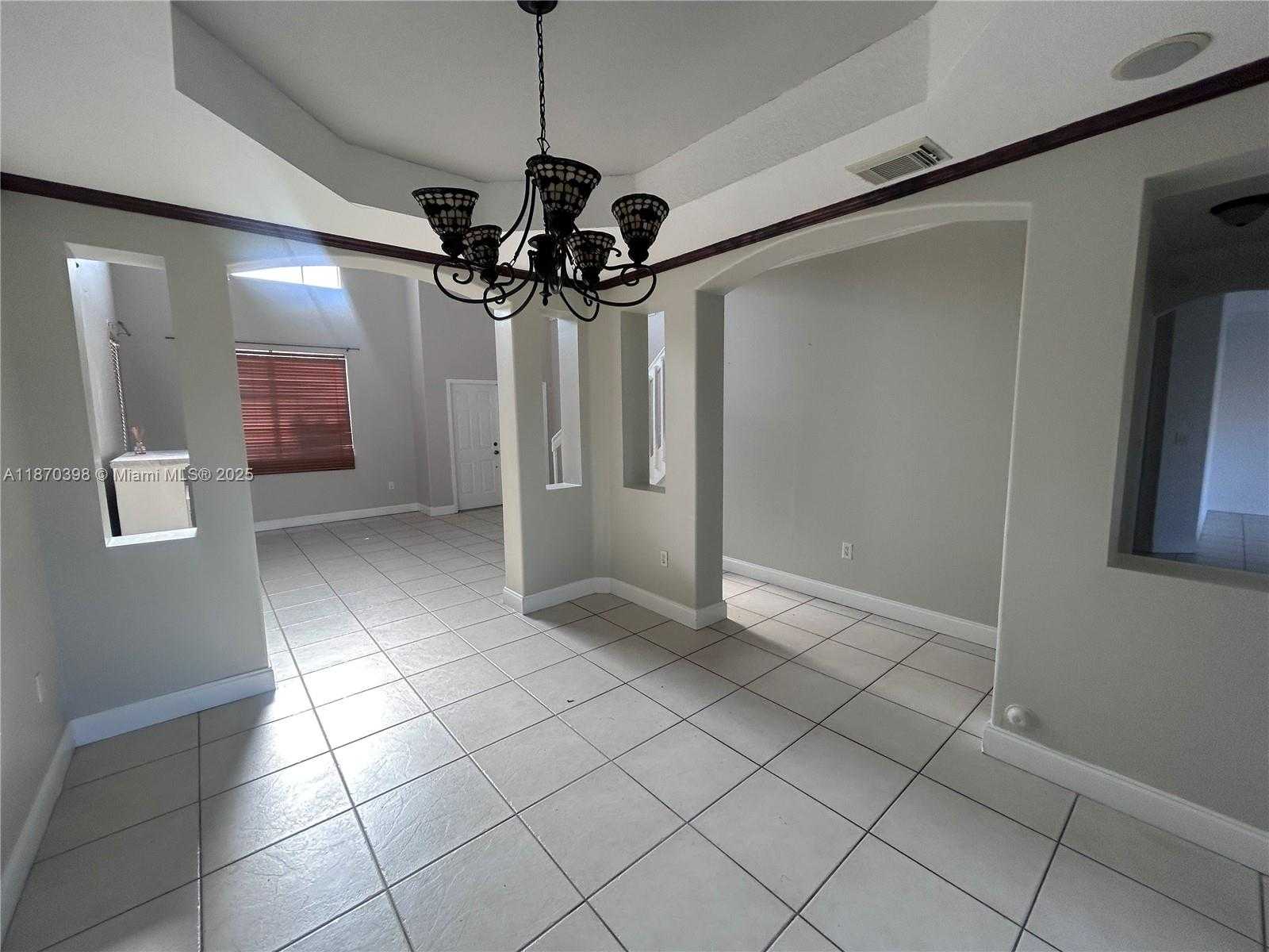 Small Image of 6528 SOUTH WEST 158TH PASSAGE, Miami Number 4
