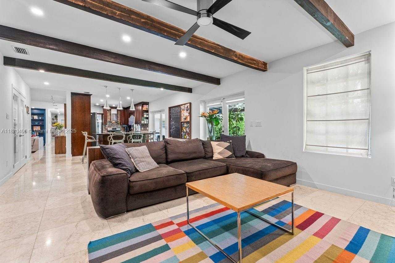 Small Image of 12120 SOUTH WEST 71ST CT, Pinecrest Number 11