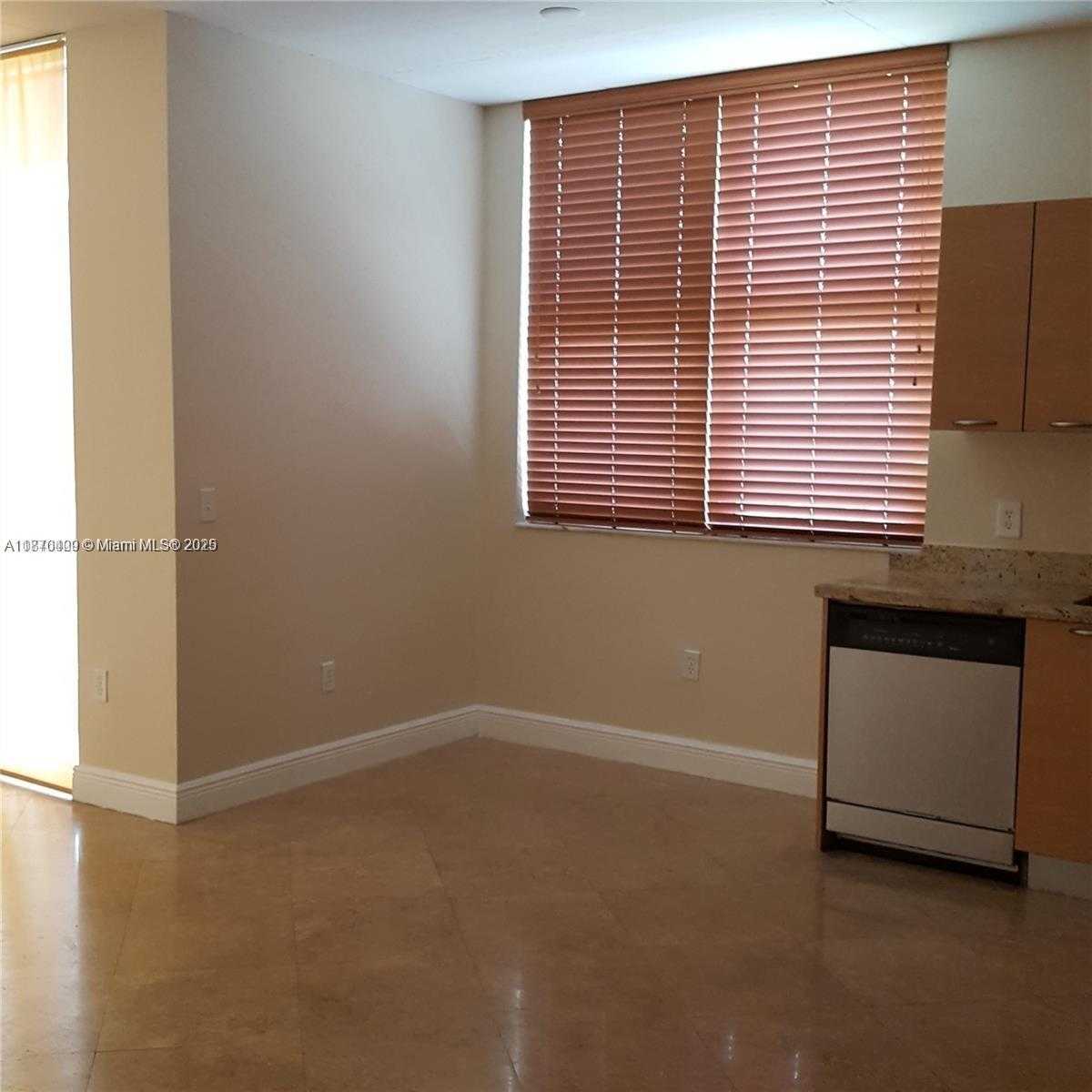 Small Image of 3180 SOUTH WEST 22 ST #905, Miami Number 4