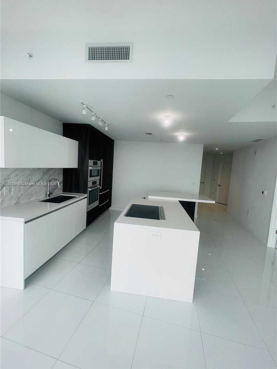 Small Image of 851 NORTH EAST 1ST AVE #5004, Miami Number 30