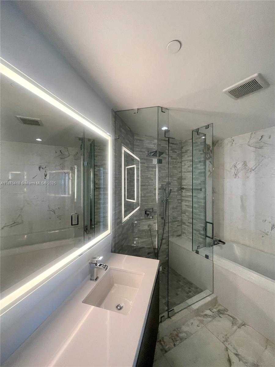 Small Image of 851 NORTH EAST 1ST AVE #5004, Miami Number 36