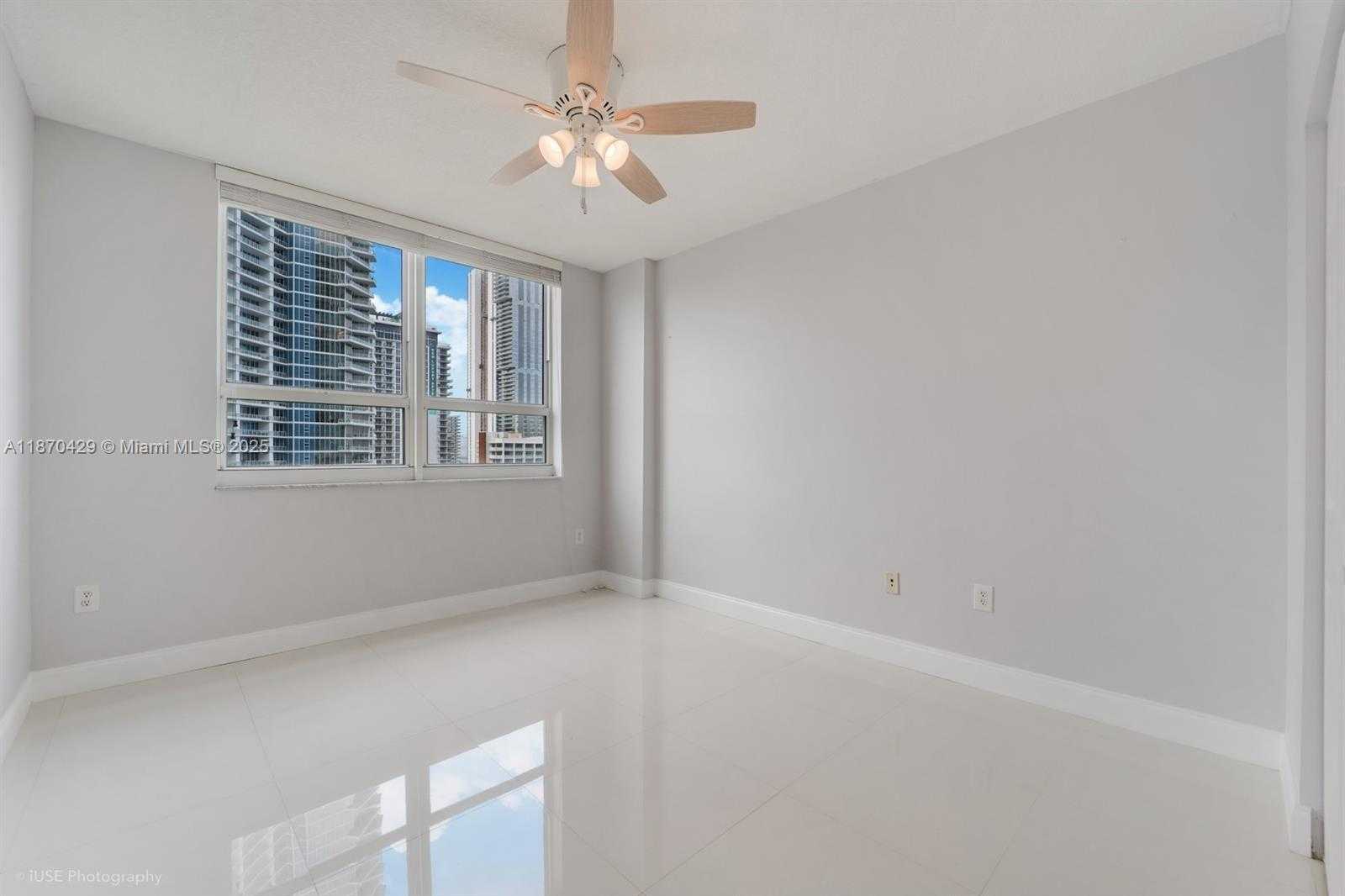 Small Image of 2000 NORTH BAYSHORE DR #1203, Miami Number 7