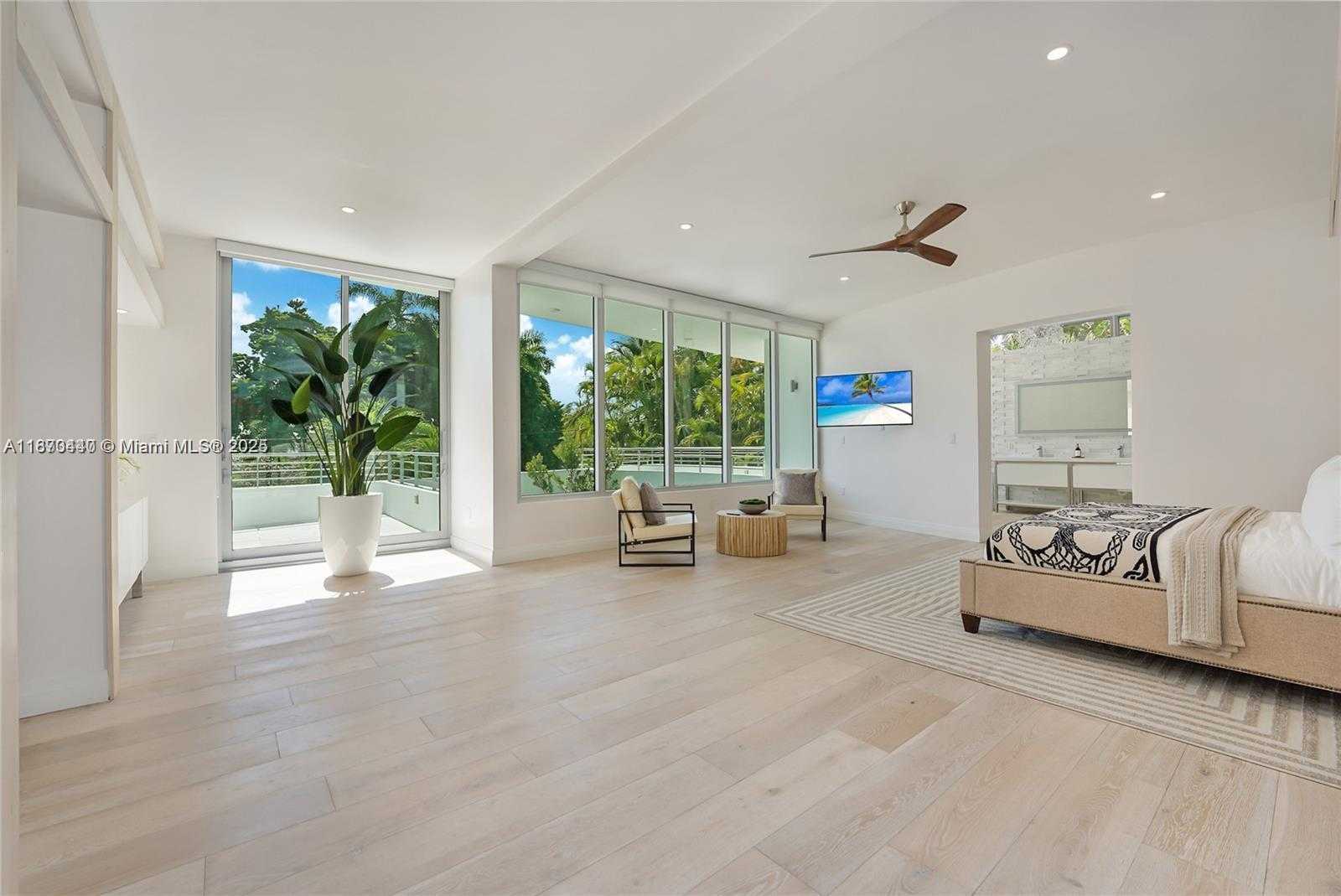 Small Image of 5910 NORTH BAYSHORE, Miami Number 29