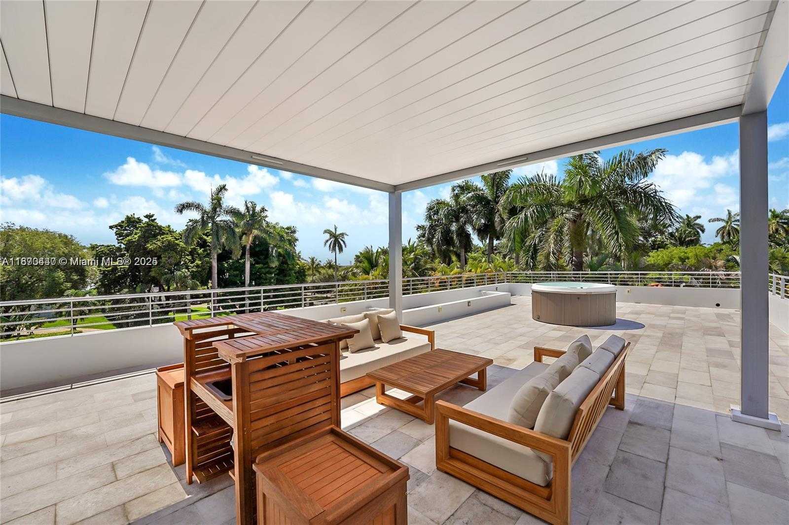 Small Image of 5910 NORTH BAYSHORE, Miami Number 34