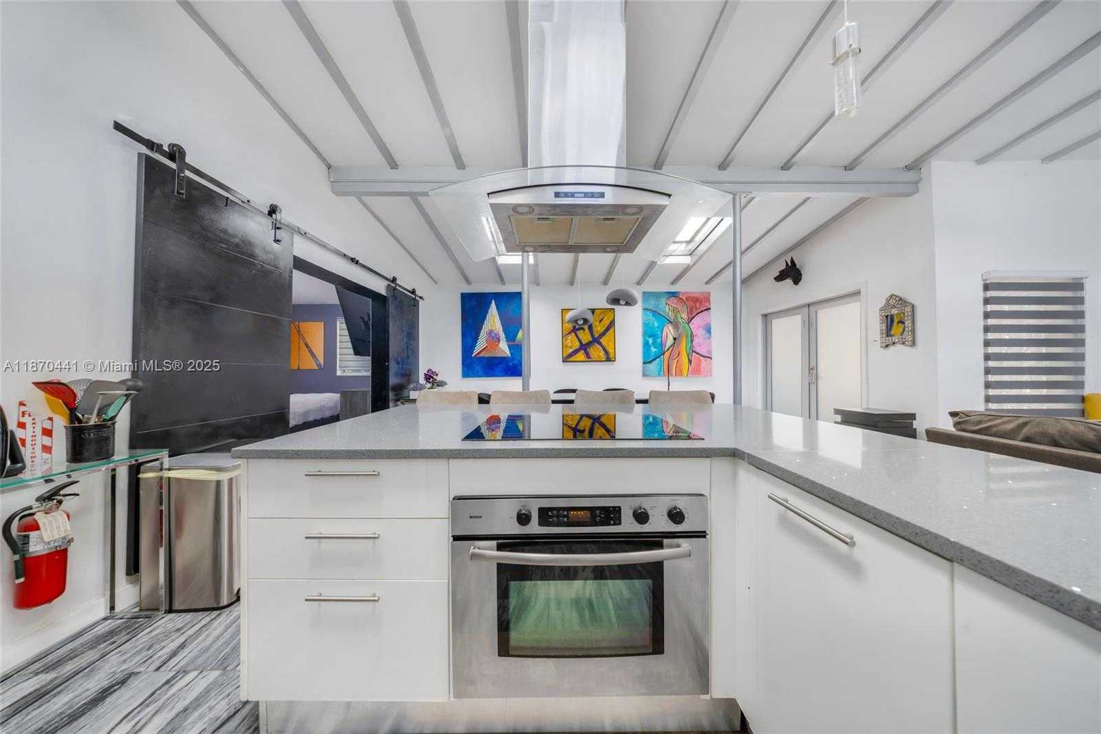 Small Image of 910 NORTH EAST 81ST ST #F, Miami Number 15