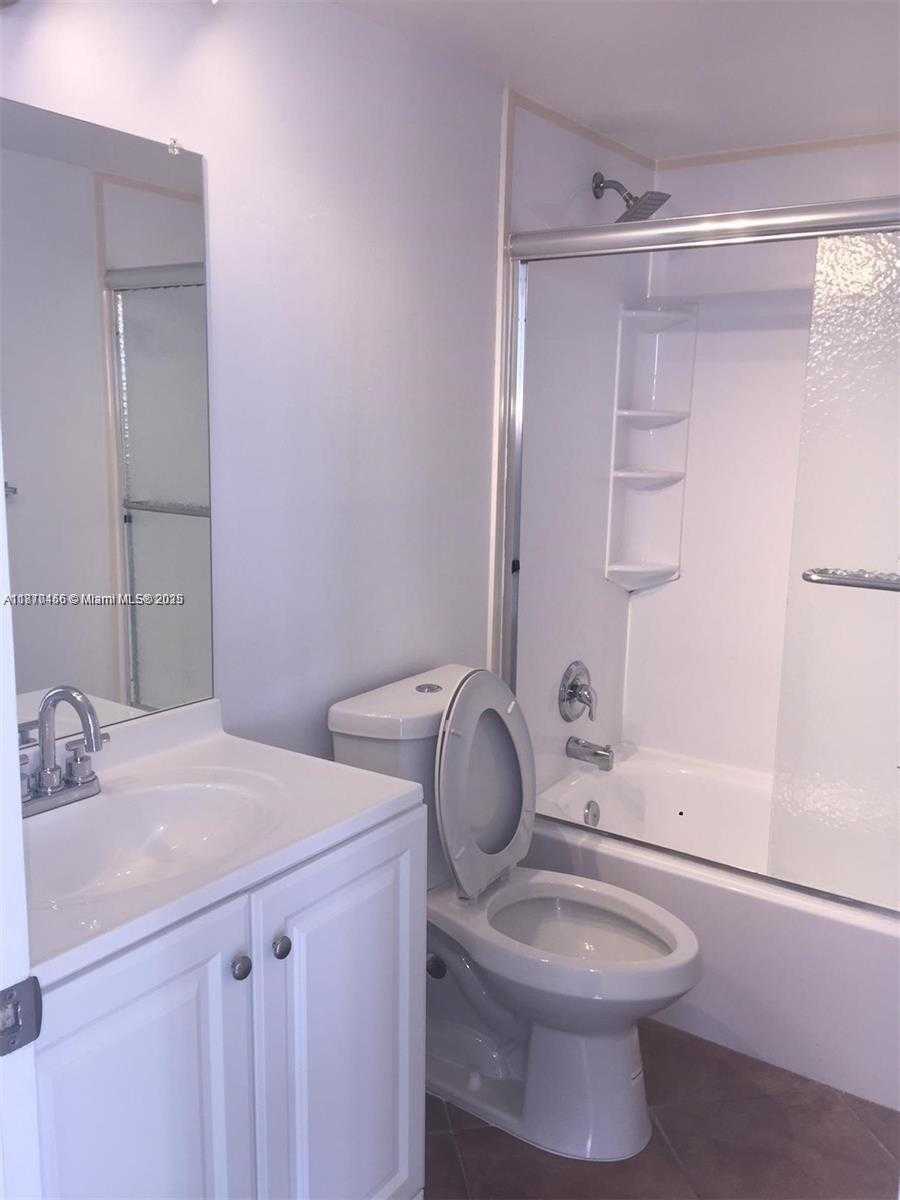 Small Image of 2025 NORTH EAST 164TH ST #516, North Miami Beach Number 5