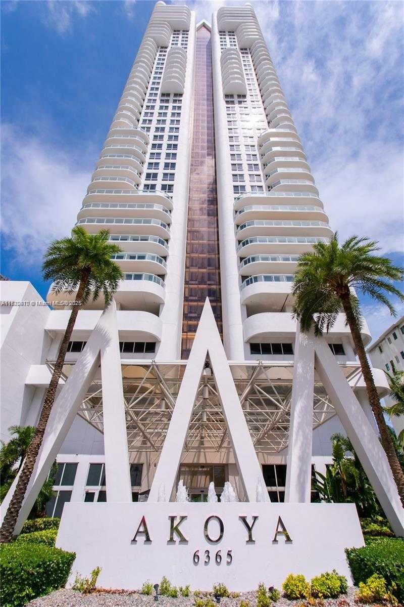 Small Image of 6365 COLLINS AVE #3811, Miami Beach Number 43