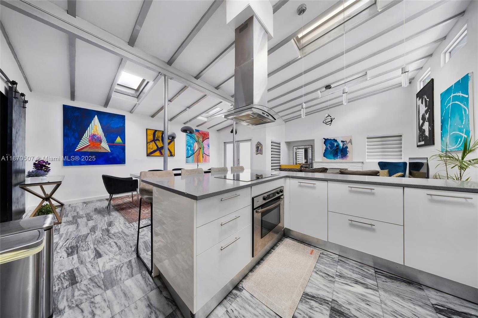 Small Image of 910 NORTH EAST 81ST ST #910, Miami Number 19