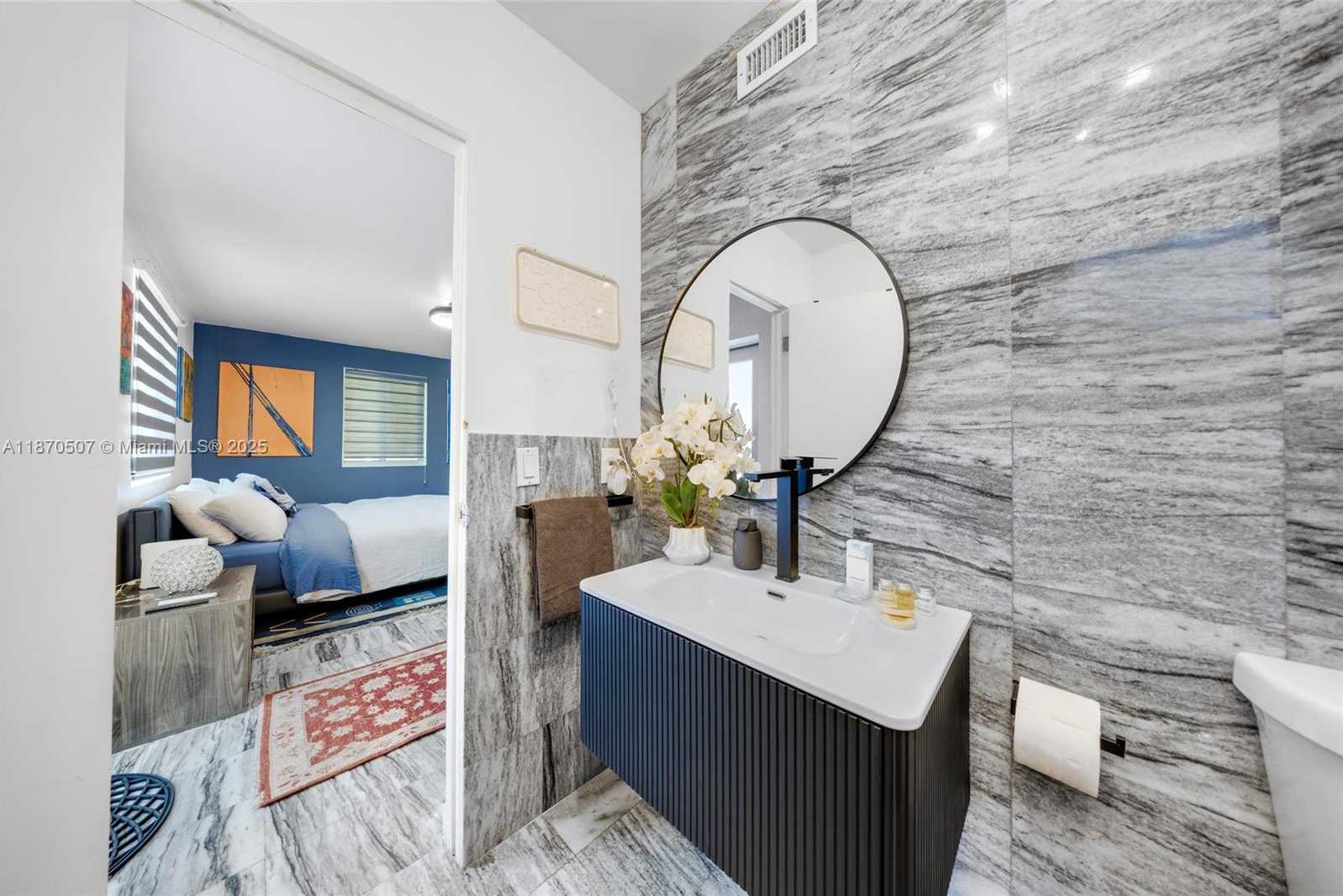 Small Image of 910 NORTH EAST 81ST ST #910, Miami Number 23