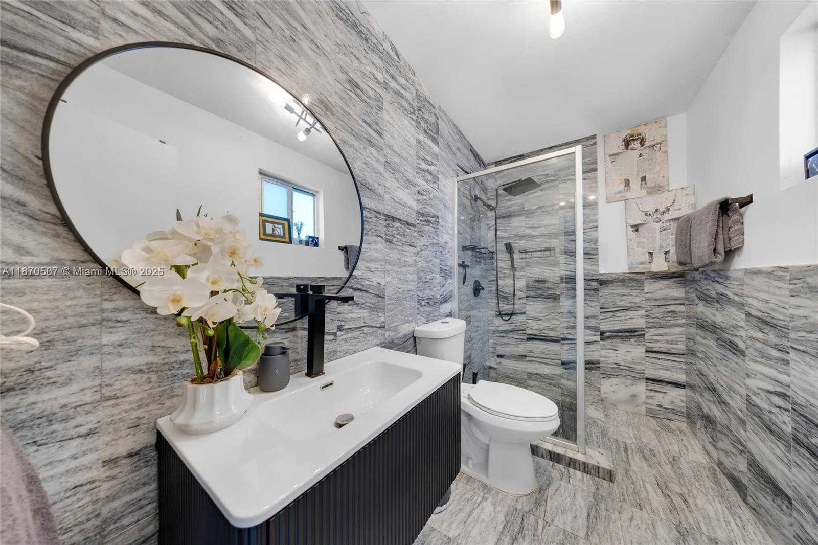 Small Image of 910 NORTH EAST 81ST ST #910, Miami Number 24