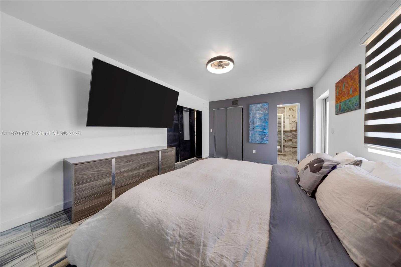 Small Image of 910 NORTH EAST 81ST ST #910, Miami Number 28