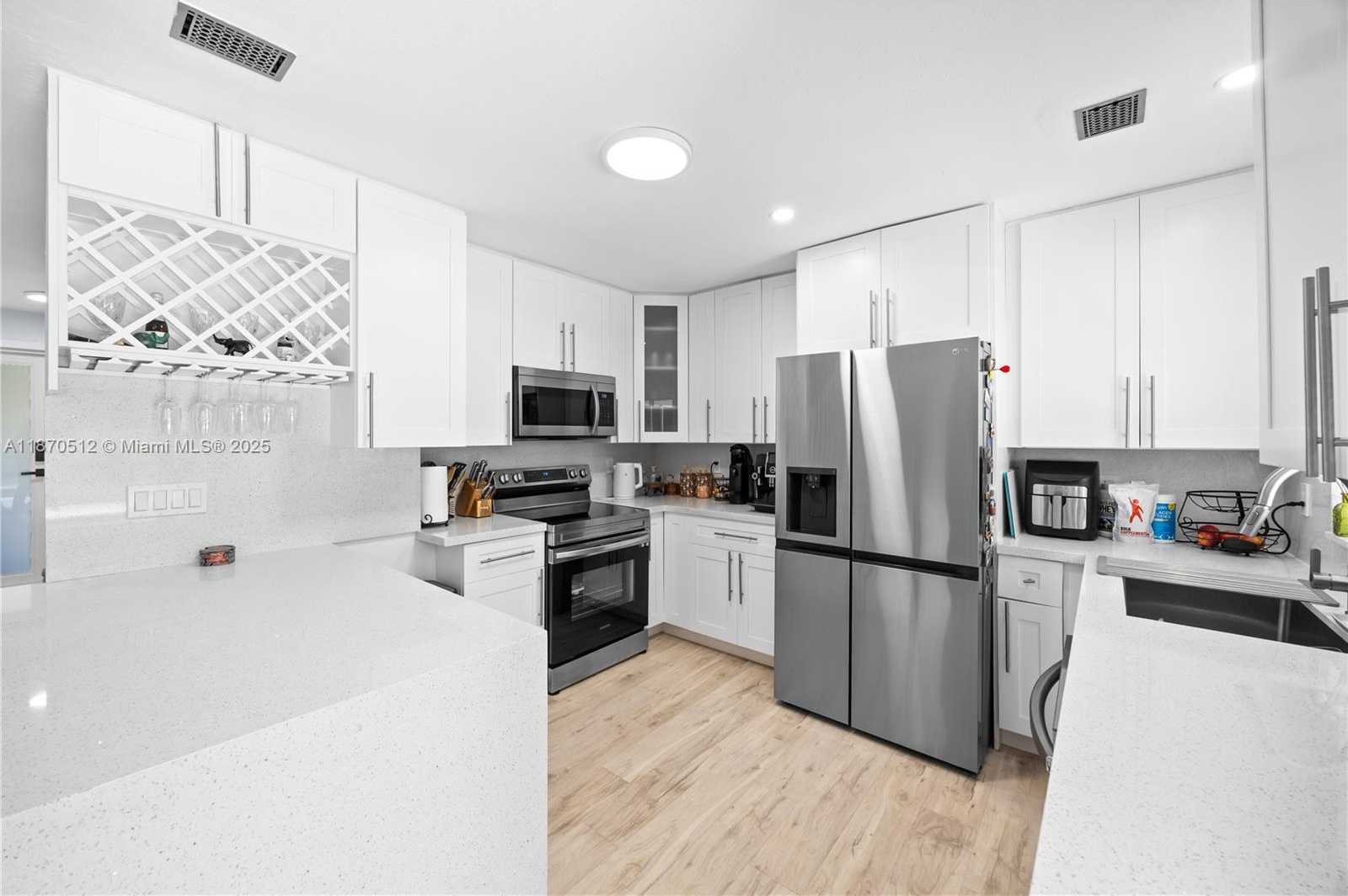 Small Image of 22341 SEA BASS DR, Boca Raton Number 16