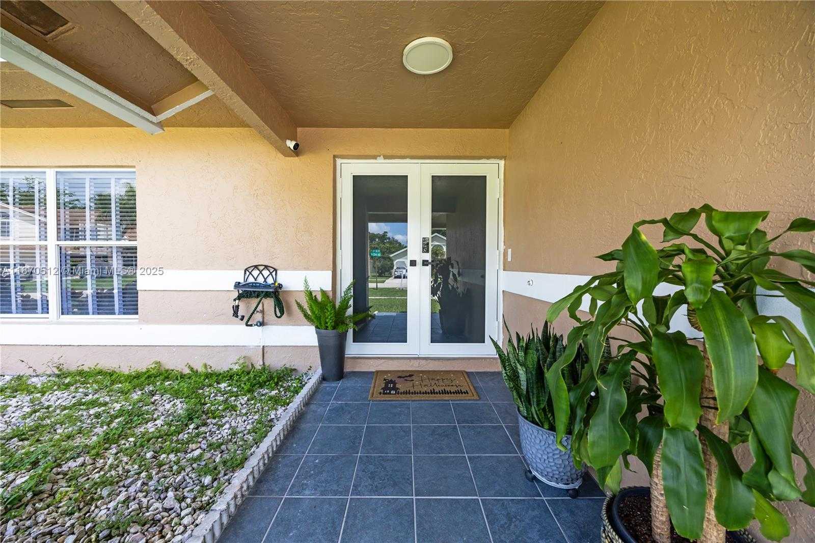 Small Image of 22341 SEA BASS DR, Boca Raton Number 2