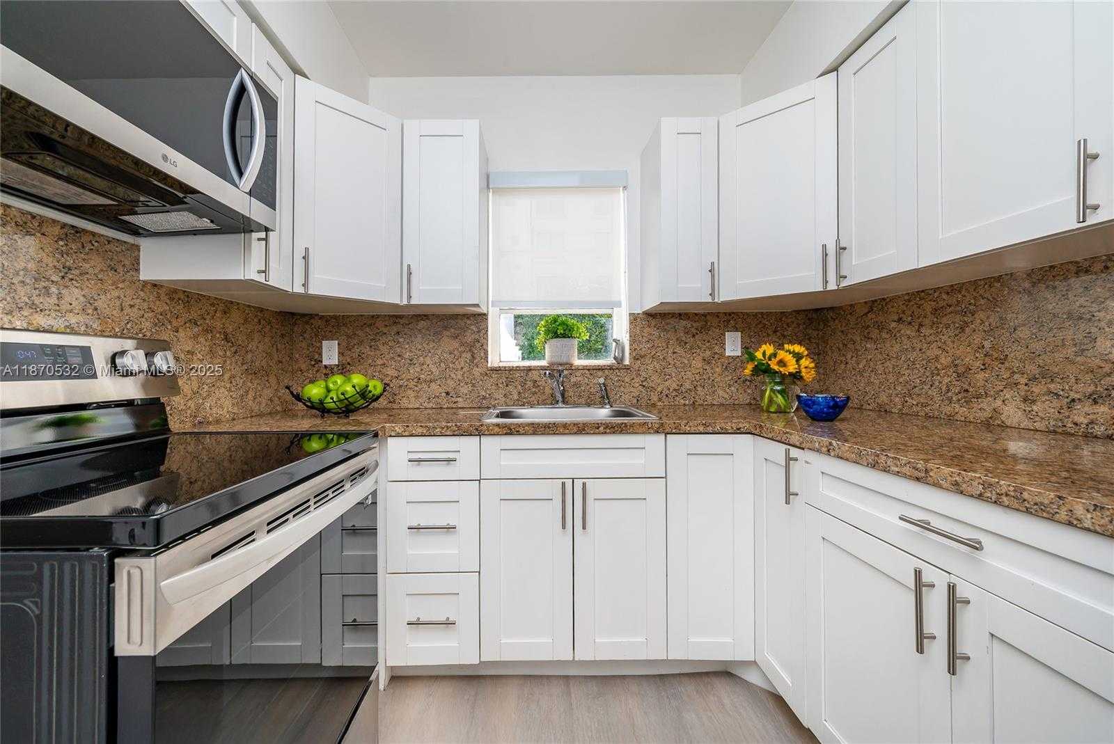 Small Image of 3091 SOUTH LE JEUNE RD #3091, Coral Gables Number 11