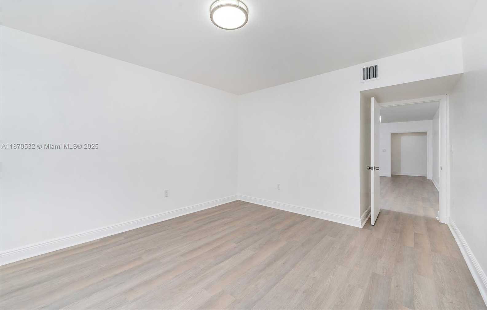 Small Image of 3091 SOUTH LE JEUNE RD #3091, Coral Gables Number 34