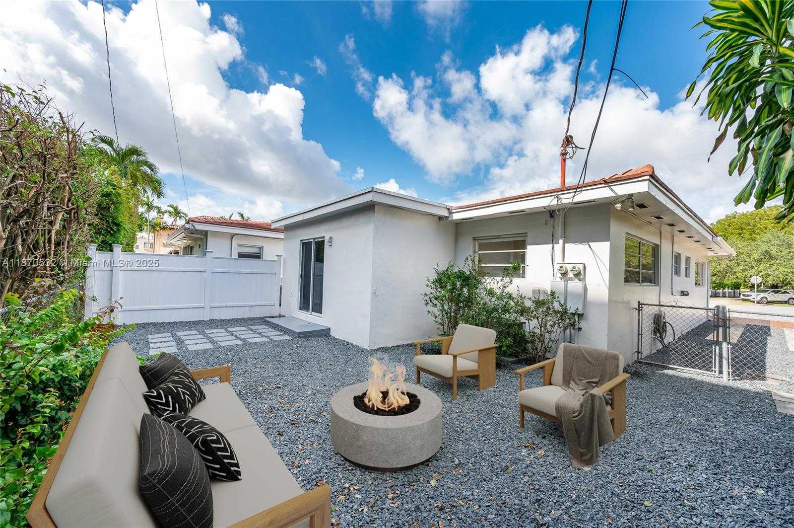 Small Image of 3091 SOUTH LE JEUNE RD #3091, Coral Gables Number 9