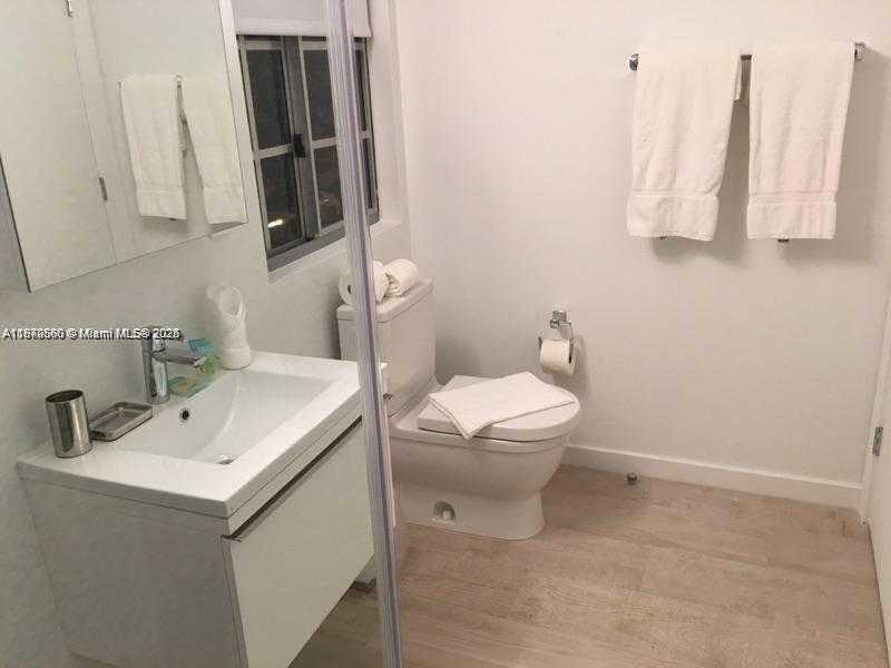 Small Image of 700 16TH ST #209, Miami Beach Number 6
