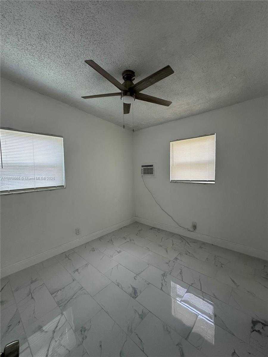 Small Image of 240 NORTH WEST 28TH AVE, Boynton Beach Number 8
