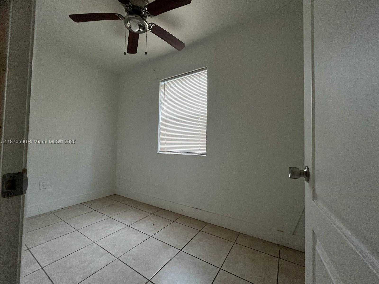 Small Image of 1015 NORTH WEST 42ND ST, Miami Number 11