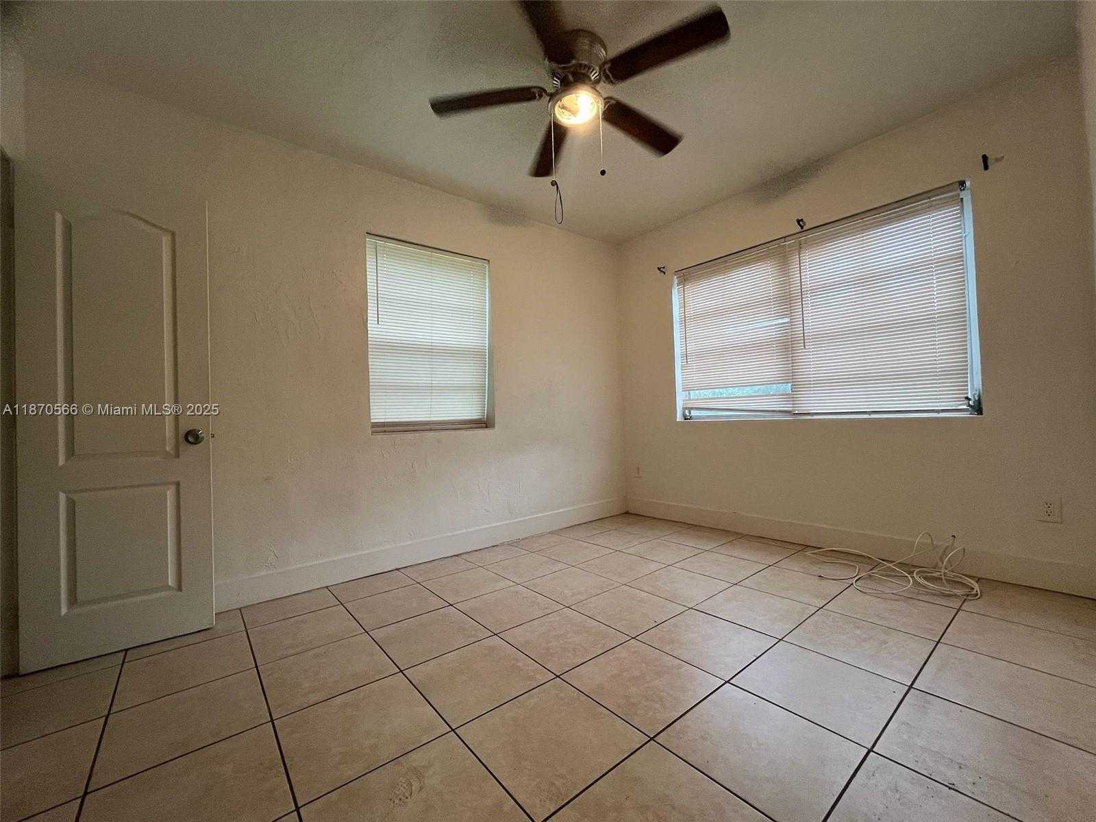 Small Image of 1015 NORTH WEST 42ND ST, Miami Number 13