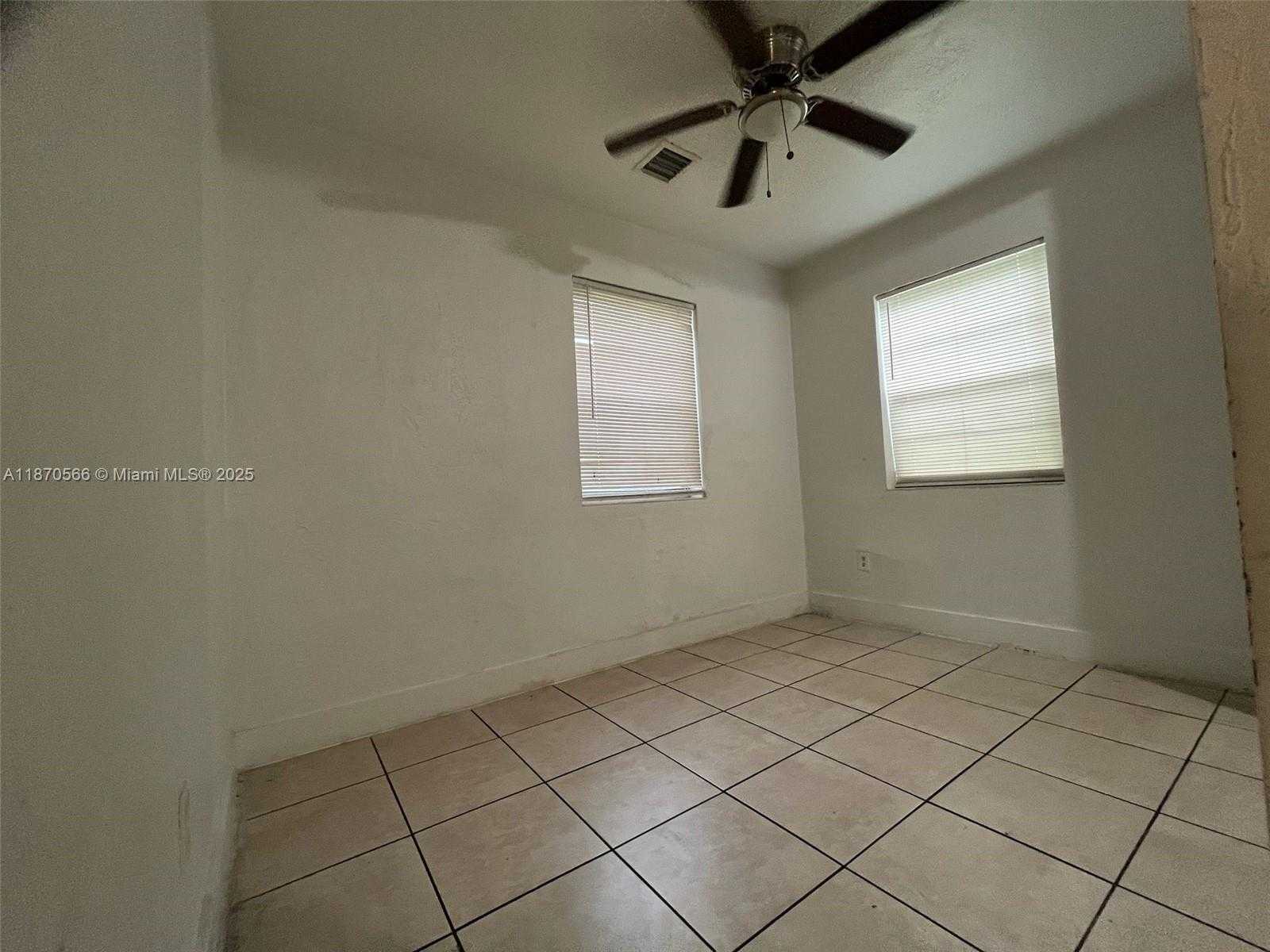 Small Image of 1015 NORTH WEST 42ND ST, Miami Number 15