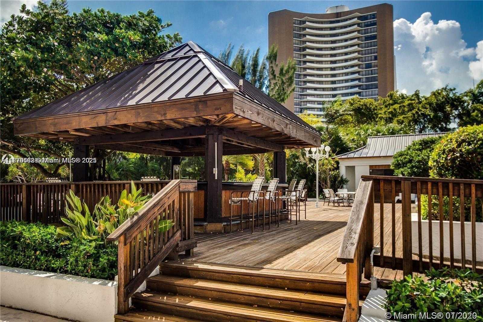 Small Image of 780 NORTH EAST 69TH ST #T-1D, Miami Number 28